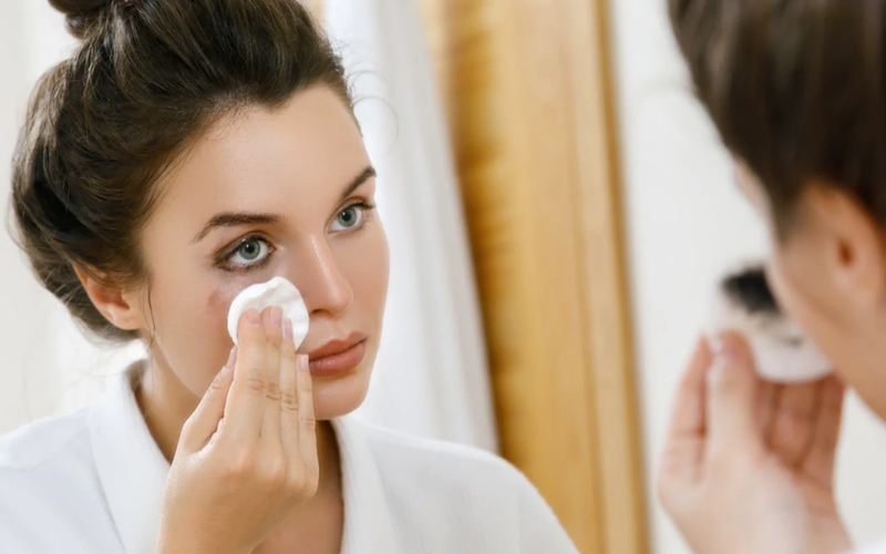 Göz Çevresi Bakımı Nasıl Yapılır?